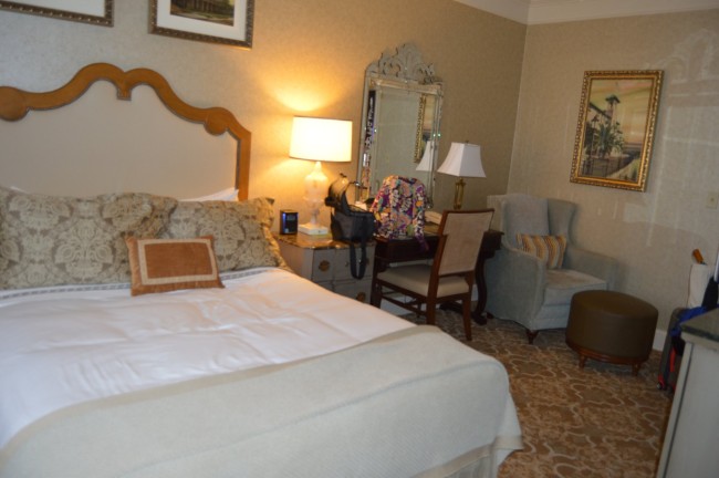 Queen bed at Hotel Hershey